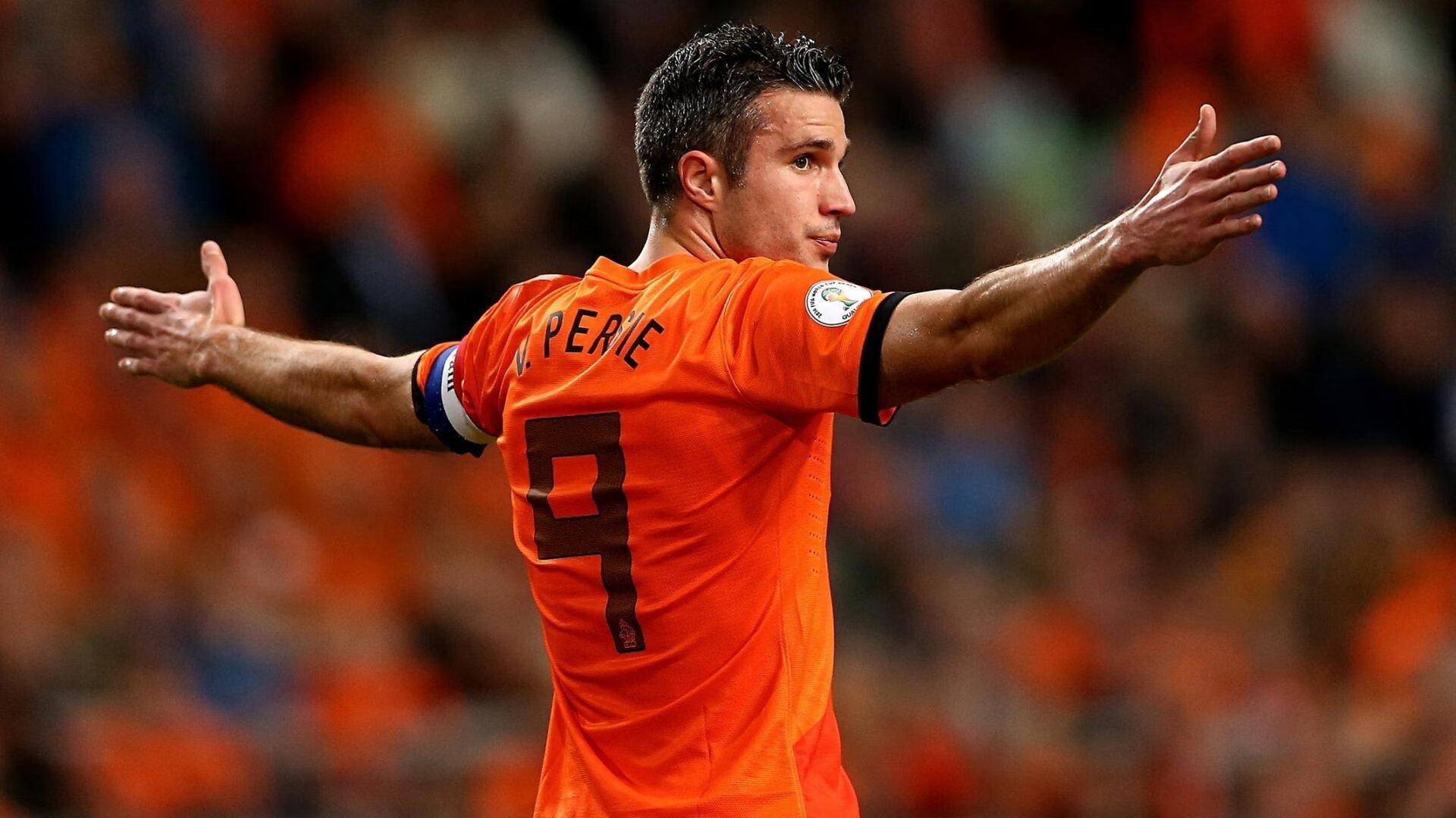 帕雷德斯展望博卡未来，球队全面蜕变，力邀迪巴拉加盟共创辉煌